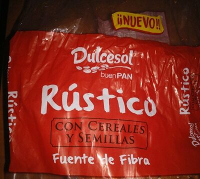 Pan rústico con cereales y semillas