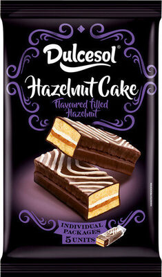 Pastelitos rellenos de crema de avellana y cubiertos