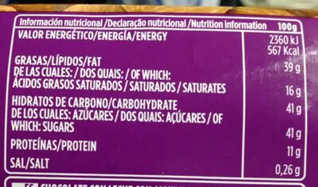 Chocolate con leche con almendras enteras nutrition facts table