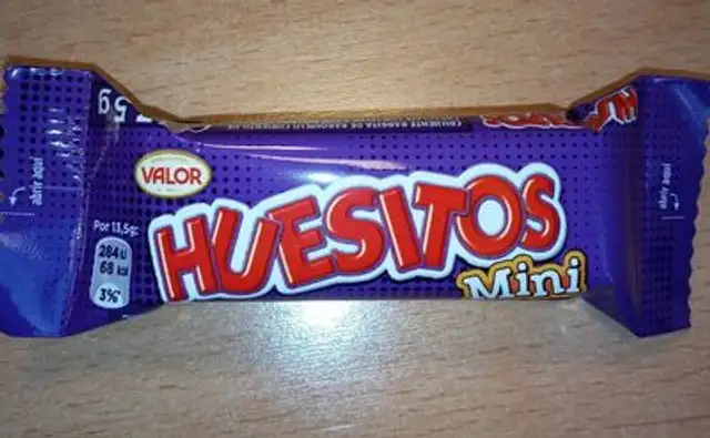 Huesitos mini front packaging