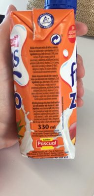 Tropical zero materia grasa zumo de fruta con ingredients label