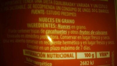 Nueces en Grano ingredients label