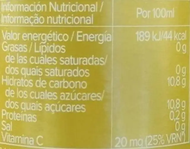 Zumo piña nutrition facts table