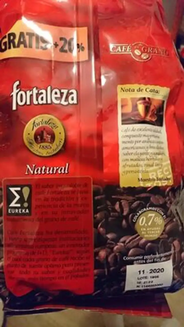 Café natural en grano nutrition facts table