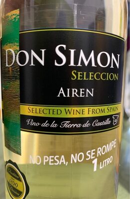 Vino Blanco Don Simon front packaging