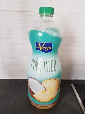 Zumo piña coco front packaging