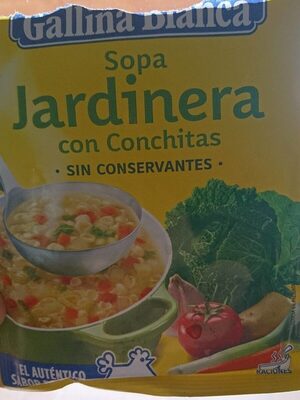 Sopa jardinera con conchitas