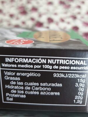 Gourmet sardinillas aceite de oliva nutrition facts table