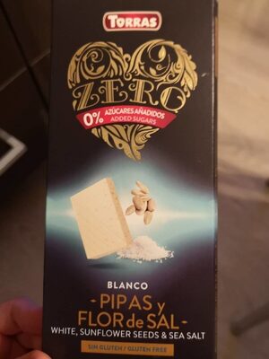 Chocolate blanco, pipas y flor de sal