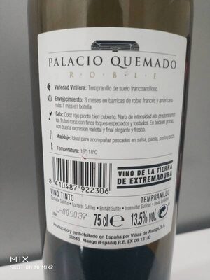 Vino de la tierra de Extremadura ingredients label