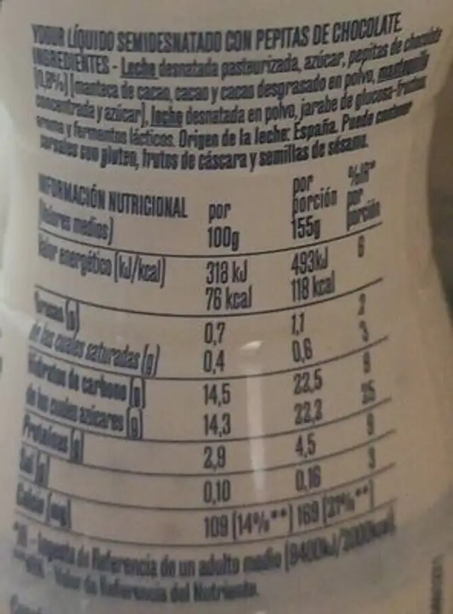 Yogur Líquido sabor stracciatella nutrition facts table