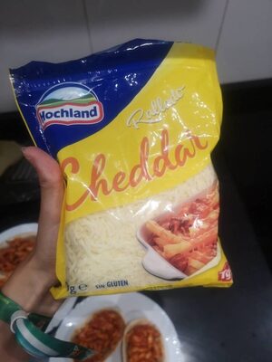 Queso cheddar rallado