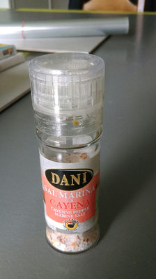 Sal marina con cayena