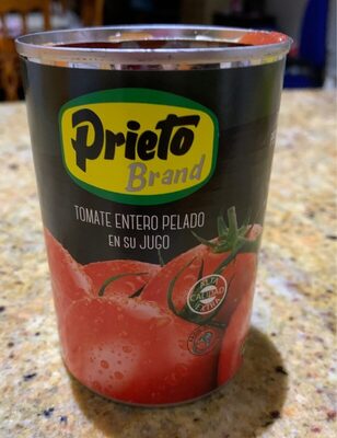 Tomate entero pelado en su jugo