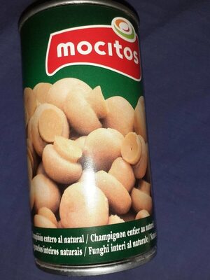 Champignons entiers naturels