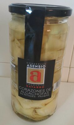 Corazones de alcachofa en mitades