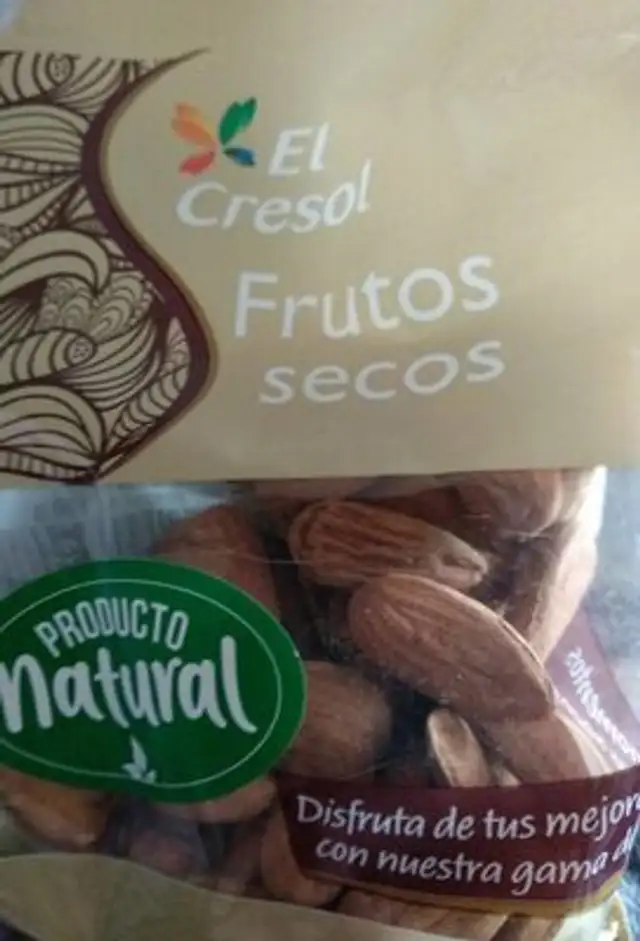 Almendras front packaging