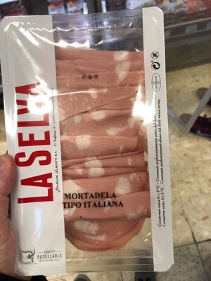 Mortadela tipo italiana