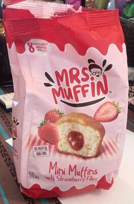 Mini Muffins With Strawberry Filling