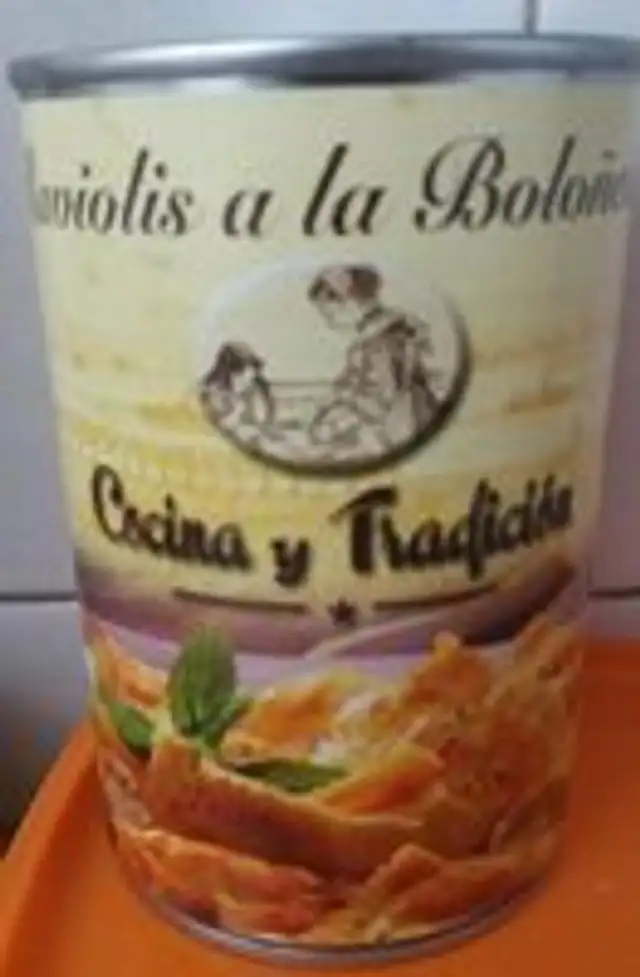 Raviolis a la boloñesa