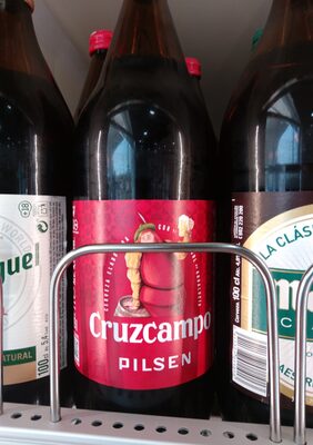 Cerveza Pilsen front packaging