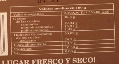 Chocolate con almendras nutrition facts table