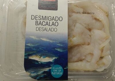 Desmigado bacalao desalado