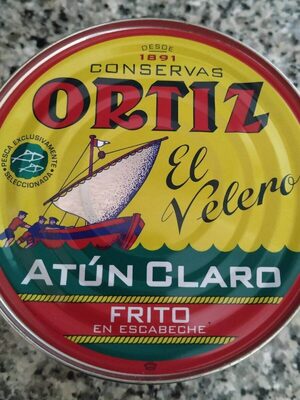 Atún claro frito en escabeche