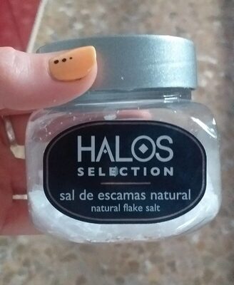 Sal marina en escamas