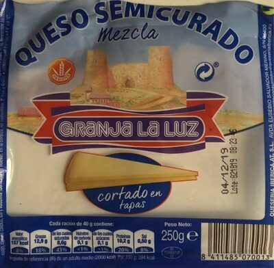 Queso semicurado mezcla front packaging