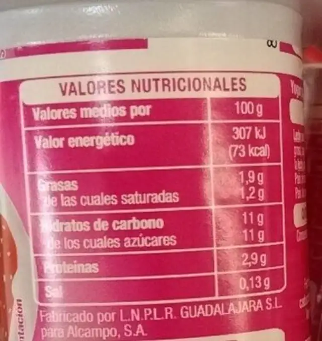 Yogur sabor a fresa nutrition facts table