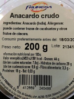 Anacardo crudo