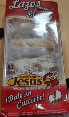 Lazos de hojaldre blancos