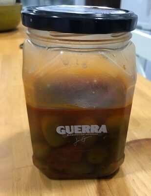 Aceitunas machacadas front packaging