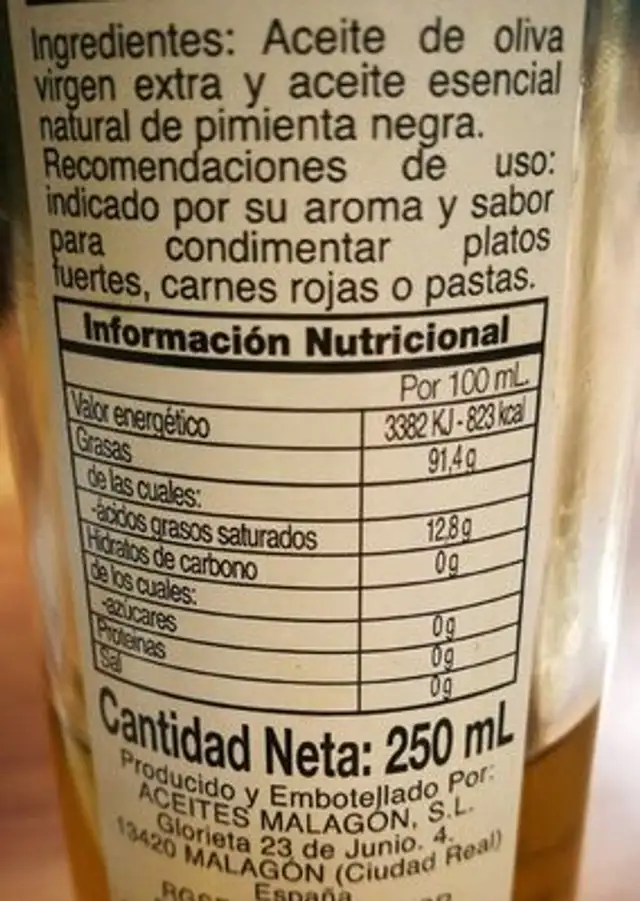 Aceite de oliva nutrition facts table
