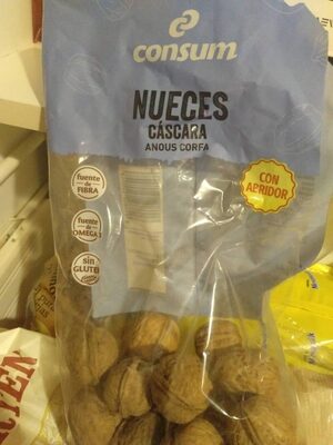 Nueces con cáscara