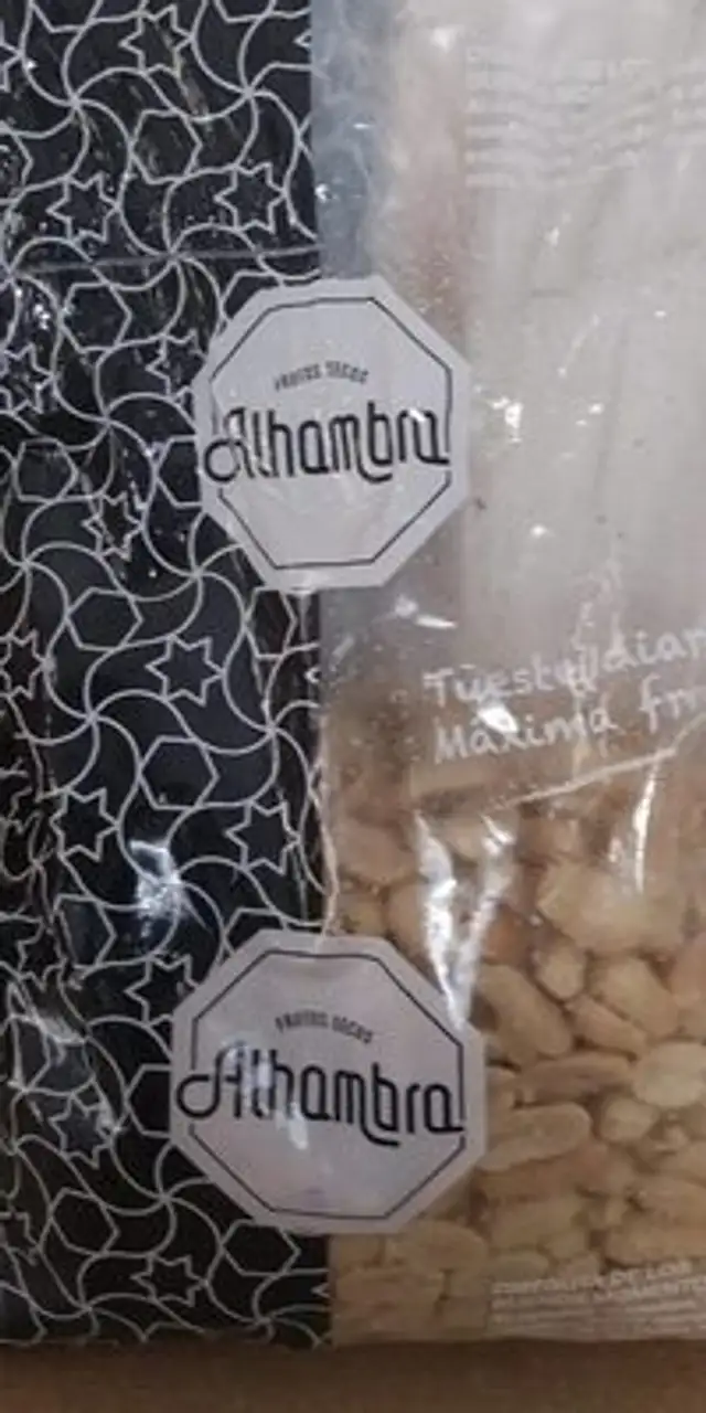 Mani repelado frito