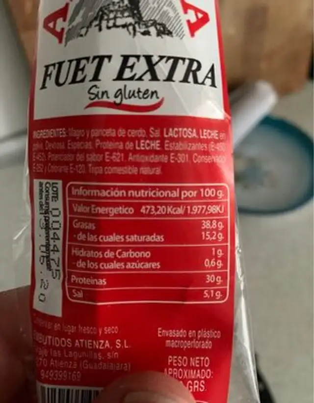 Fuet Extra sin gluten nutrition facts table