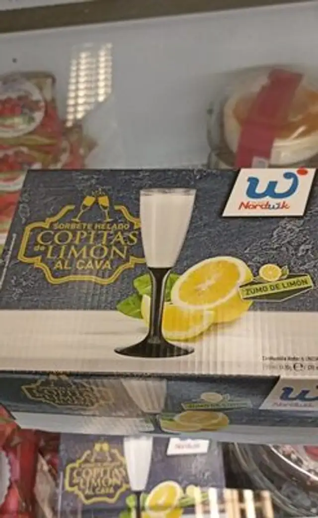 Copitas de licor al cava