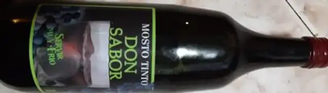 Mosto tinto