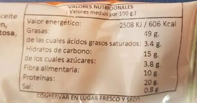 Almendra frita nutrition facts table