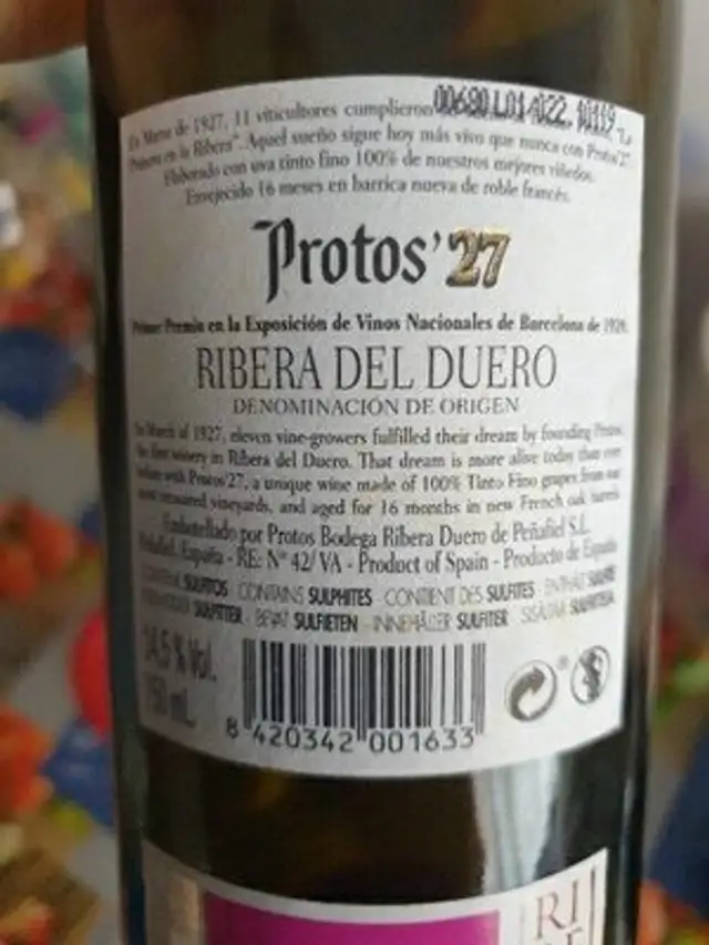 Vino ingredients label