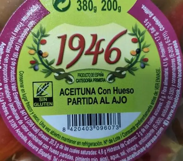 Aceituna con hueso partida al ajo nutrition facts table