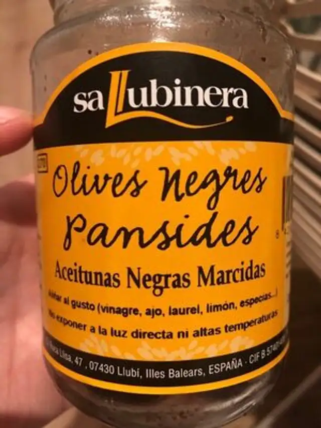 Olives negres pansides