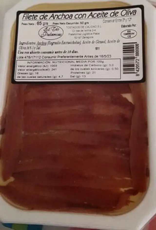 Filete de anchoa con aceite de oliva