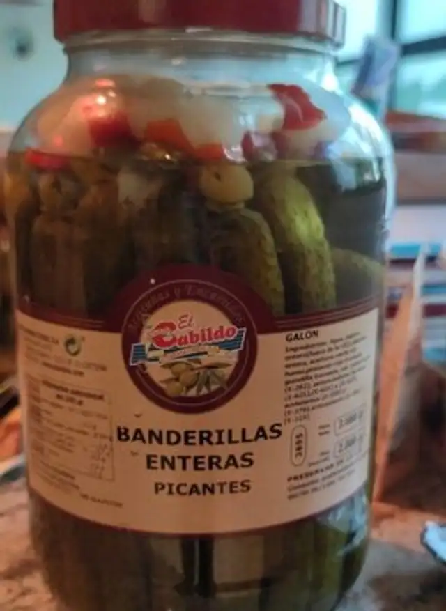 Banderillas enteras picantes