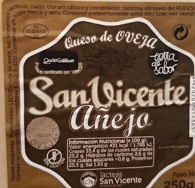 Queso de oveja añejo nutrition facts table