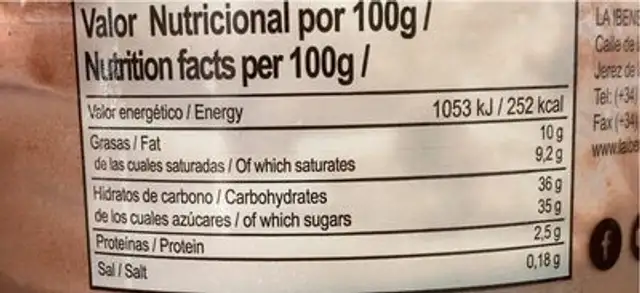 Crème glacee au chocolat avec noisette nutrition facts table