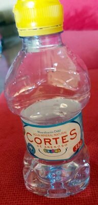 Agua mineral natural