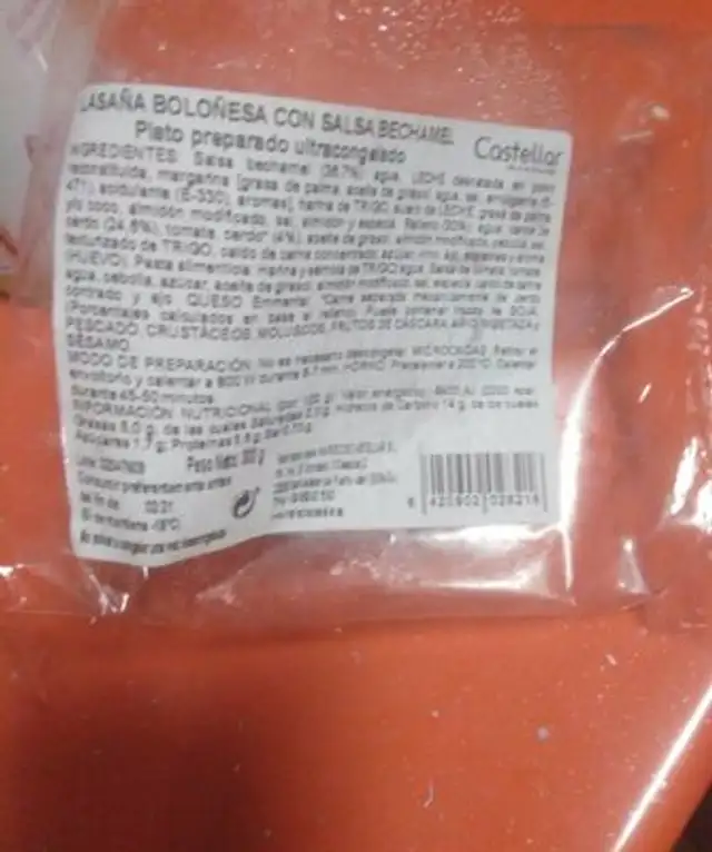 Lasaña boloñesa con salsa bechamel